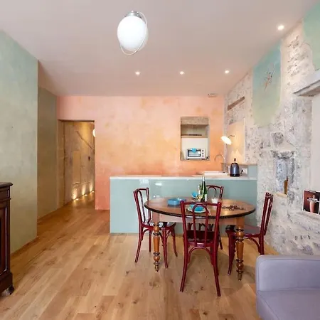 Le Jardin Des Delices Apartamento
